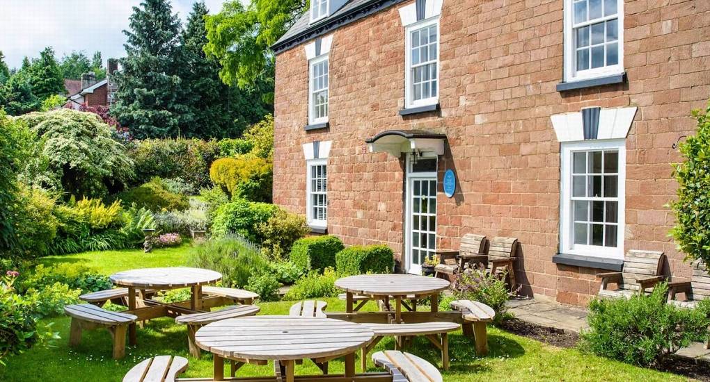 Forest of Dean hen party house outside area with picnic tables