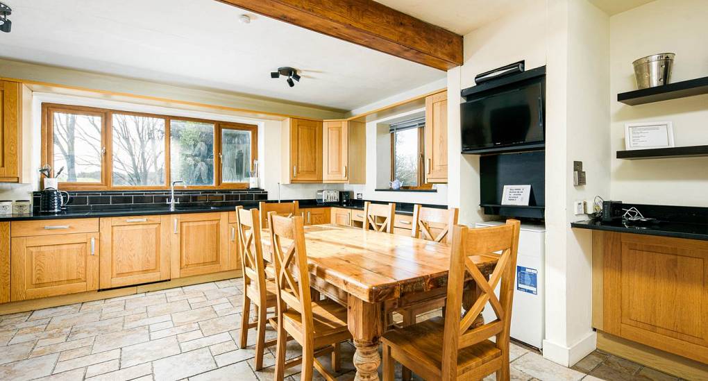 Stag and Hen Party Houses kitchen 4