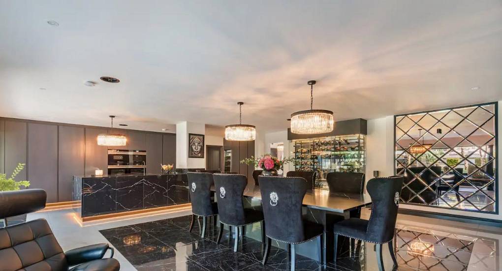 Hen party house dining room