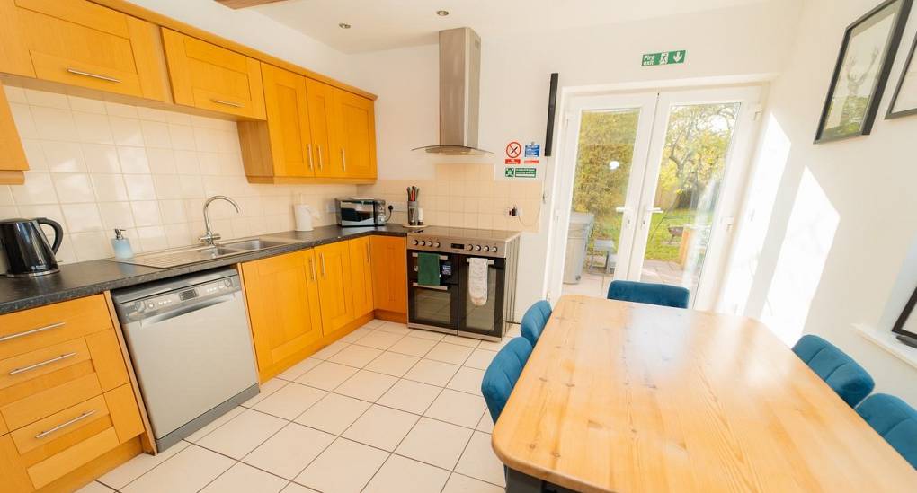 Large open plan kitchen