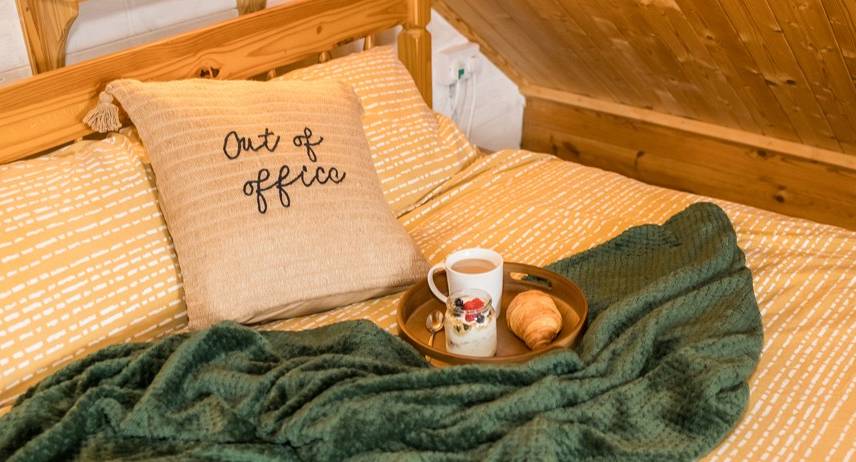 Flexible twin/double bedroom accommodation at Lincoln Sanctuary near city centre