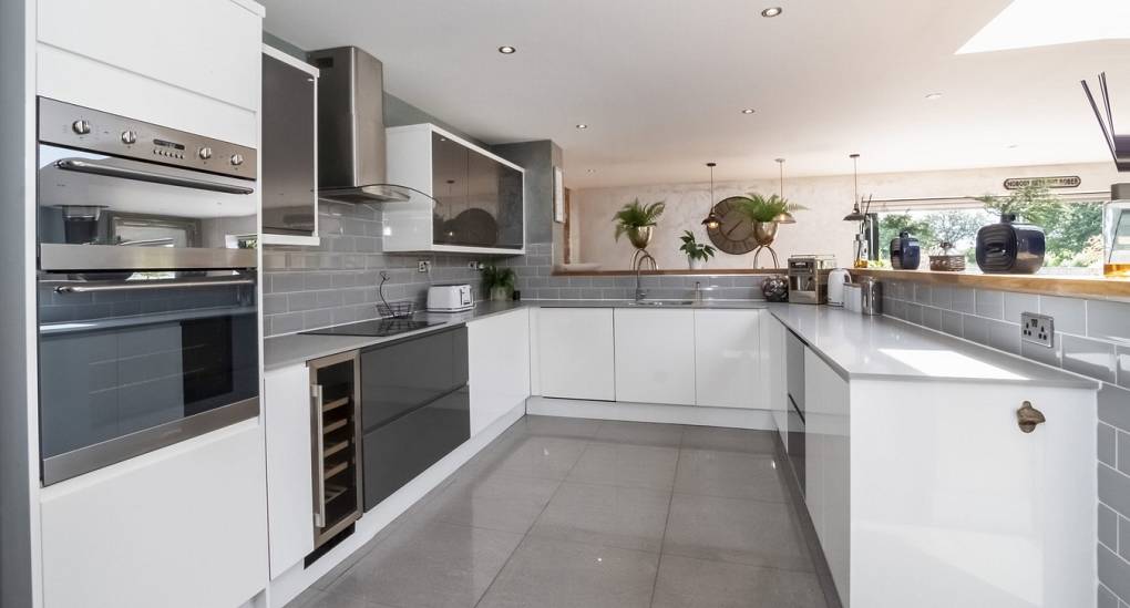 shire-house-york-kitchen.jpg