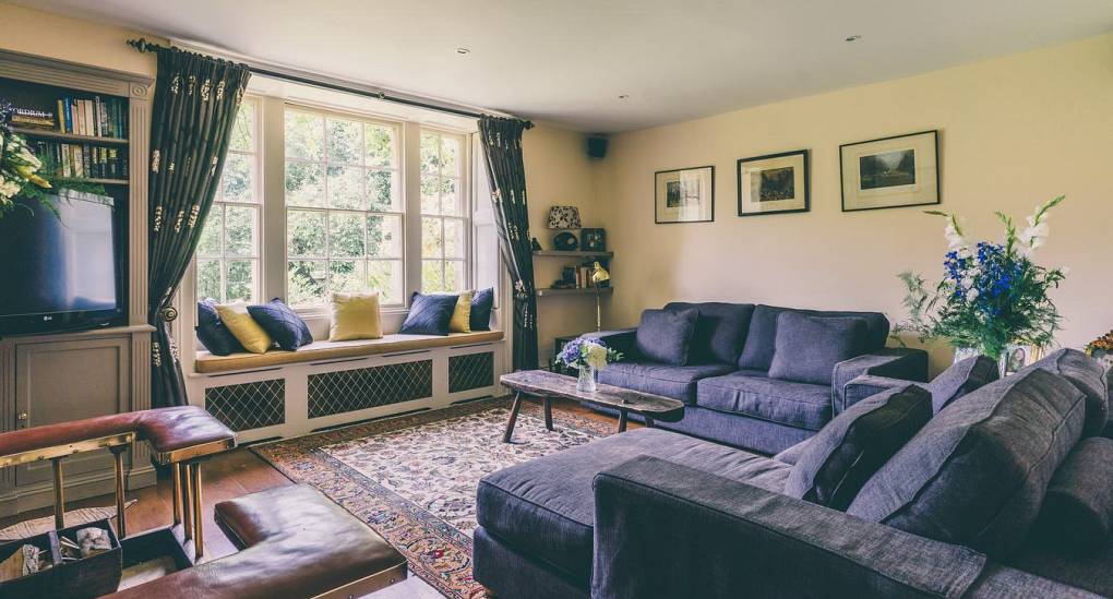 stag-and-hen-accommodation-lounge-two